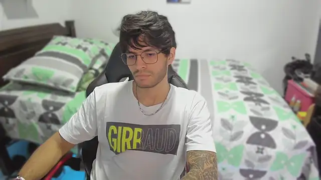 Snapshot of justin_stark7 chatting on March 4, 2025, 11:22 pm justin stark7 online show from March 4, 2025, 11:22 pm