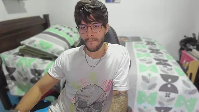 Snapshot of justin_stark7 chatting on February 28, 2025, 10:28 pm justin stark7 online show from February 28, 2025, 10:28 pm