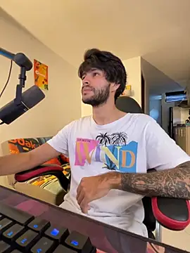 Snapshot of justin_stark7 chatting on September 9, 2025, 9:35 pm justin stark7 online show from September 9, 2025, 9:35 pm