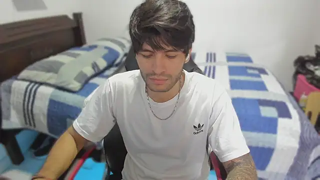 Snapshot of justin_stark7 chatting on February 4, 2025, 11:27 pm justin stark7 online show from February 4, 2025, 11:27 pm