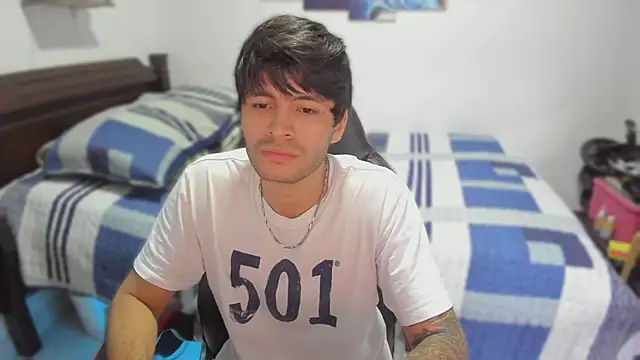 Snapshot of justin_stark7 chatting on February 7, 2025, 10:30 pm justin stark7 online show from February 7, 2025, 10:30 pm