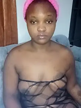 Snapshot of Ebony_butt chatting on June 27, 2026, 4:24 pm Ebony butt online show from June 27, 2026, 4:24 pm