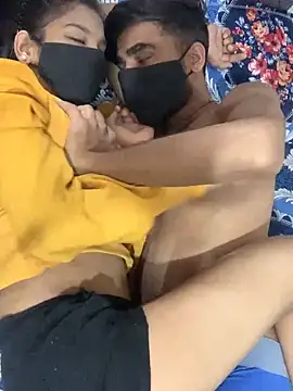 hottiess69 online show from January 4, 2025, 6:51 pm