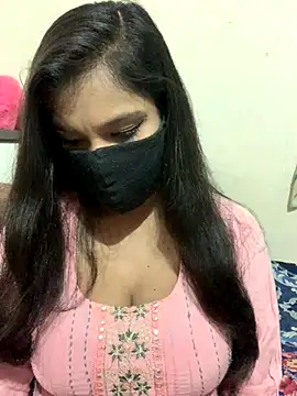 hottiess69 online show from October 15, 2025, 5:43 pm