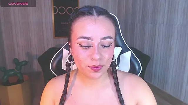 Snapshot of Georgina_1t chatting on March 13, 2025, 12:24 pm Georgina 1t online show from March 13, 2025, 12:24 pm