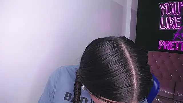 Snapshot of Georgina_1t chatting on March 10, 2025, 12:28 pm Georgina 1t online show from March 10, 2025, 12:28 pm