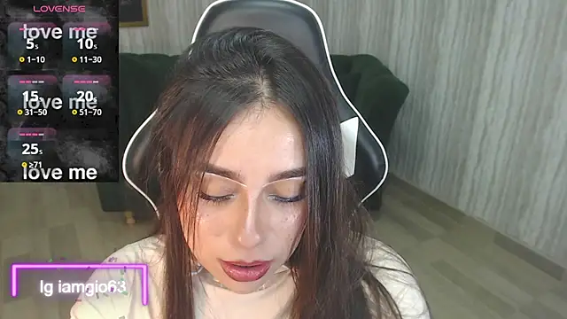 Snapshot of Georgina_1t chatting on March 22, 2025, 11:53 am Georgina 1t online show from March 22, 2025, 11:53 am