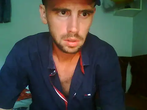 Snapshot of Rejtelmesest chatting on September 9, 2025, 1:31 pm Rejtelmesest online show from September 9, 2025, 1:31 pm