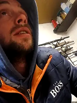 Snapshot of Rejtelmesest chatting on March 17, 2025, 11:24 pm Rejtelmesest online show from March 17, 2025, 11:24 pm