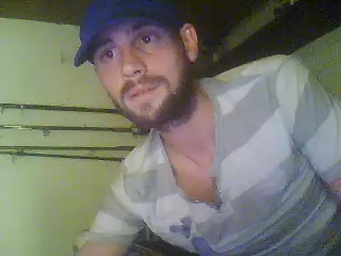 Snapshot of Rejtelmesest chatting on February 24, 2025, 10:36 pm Rejtelmesest online show from February 24, 2025, 10:36 pm