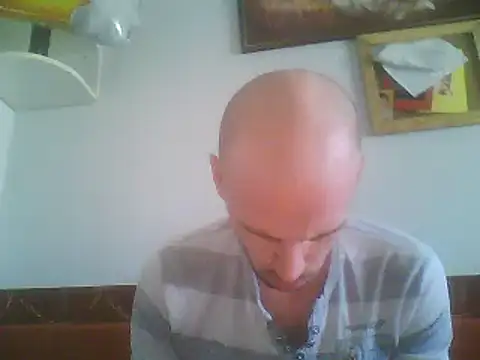 Snapshot of Rejtelmesest chatting on March 6, 2025, 11:14 am Rejtelmesest online show from March 6, 2025, 11:14 am