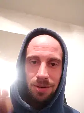 Snapshot of Rejtelmesest chatting on March 17, 2025, 3:36 am Rejtelmesest online show from March 17, 2025, 3:36 am