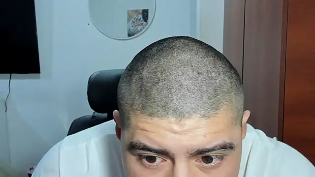 Snapshot of Baltazar_Dupont chatting on November 25, 2025, 9:42 am Baltazar Dupont online show from November 25, 2025, 9:42 am