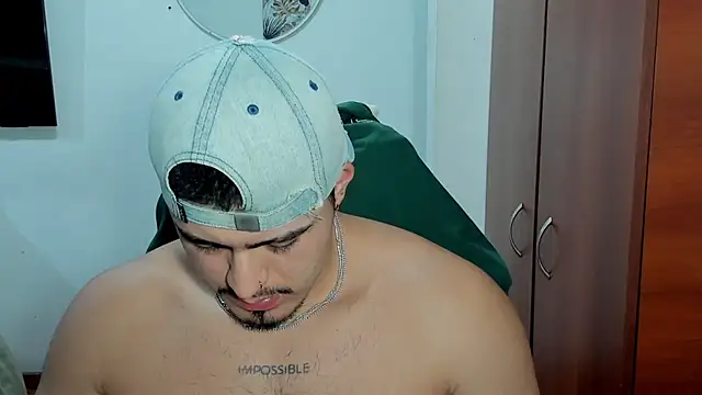 Snapshot of Baltazar_Dupont chatting on November 4, 2025, 2:15 am Baltazar Dupont online show from November 4, 2025, 2:15 am