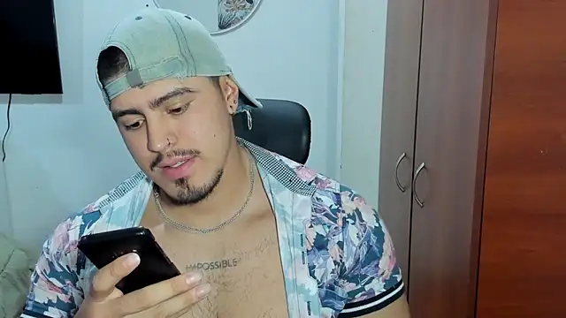 Snapshot of Baltazar_Dupont chatting on December 4, 2025, 1:59 am Baltazar Dupont online show from December 4, 2025, 1:59 am