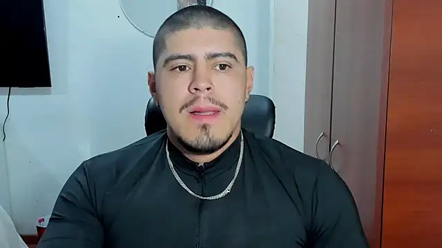 Snapshot of Baltazar_Dupont chatting on November 28, 2025, 10:59 am Baltazar Dupont online show from November 28, 2025, 10:59 am