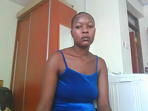 Snapshot of sexy_barbie2024 chatting on November 24, 2025, 2:28 pm sexy barbie2024 online show from November 24, 2025, 2:28 pm