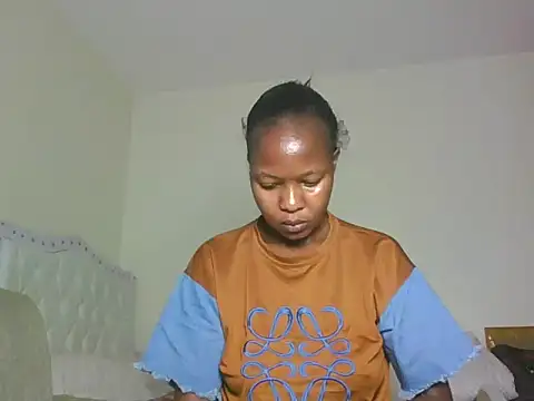 Snapshot of sexy_barbie2024 chatting on November 20, 2025, 11:22 am sexy barbie2024 online show from November 20, 2025, 11:22 am