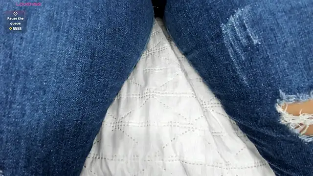 shelsy lopez online show from December 8, 2024, 2:52 pm