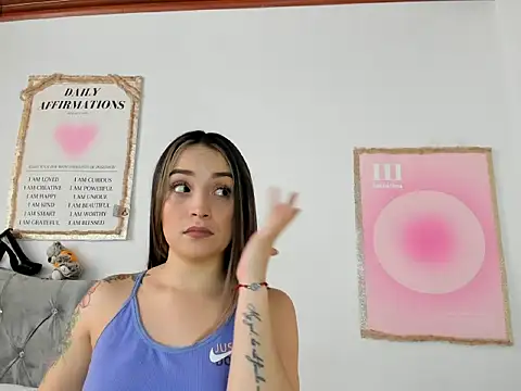 cindy love2 online show from December 22, 2025, 3:12 pm