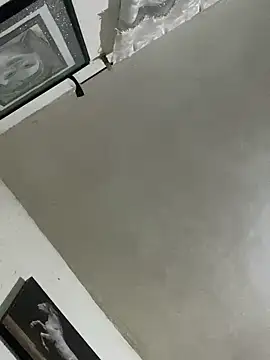 Snapshot of rich0431 chatting on December 25, 2024, 6:52 am rich0431 online show from December 25, 2024, 6:52 am