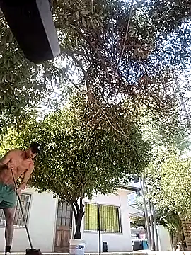 mikythompson online show from February 17, 2025, 4:06 pm