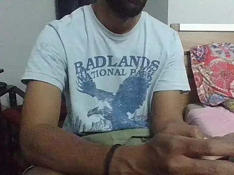 Snapshot of IndianEurope chatting on September 23, 2025, 3:52 pm IndianEurope online show from September 23, 2025, 3:52 pm