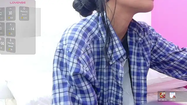 Snapshot of yourcuteneighbourr chatting on February 25, 2026, 2:56 am yourcuteneighbourr online show from February 25, 2026, 2:56 am