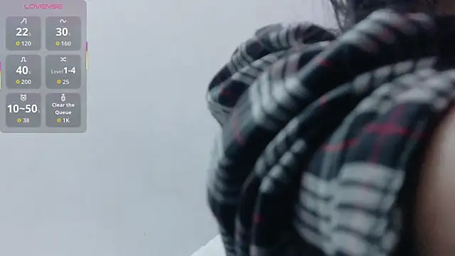 Snapshot of yourcuteneighbourr chatting on January 9, 2026, 2:51 am yourcuteneighbourr online show from January 9, 2026, 2:51 am