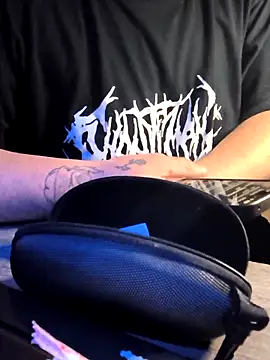 Snapshot of Tyrish361 chatting on November 18, 2025, 7:11 am Tyrish361 online show from November 18, 2025, 7:11 am