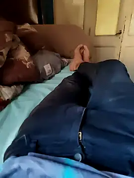 Snapshot of SilencedWow chatting on December 13, 2024, 1:12 pm SilencedWow online show from December 13, 2024, 1:12 pm