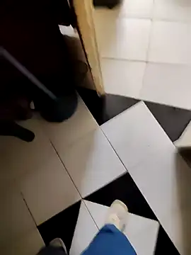 Snapshot of SilencedWow chatting on December 2, 2024, 9:30 am SilencedWow online show from December 2, 2024, 9:30 am