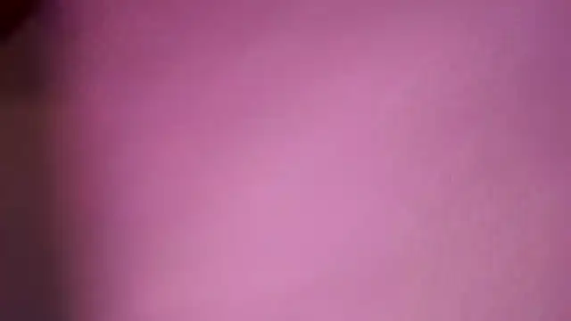 gurlnips online show from February 2, 2026, 4:06 pm