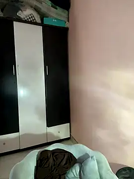 Bae1103 online show from November 30, 2025, 7:31 am