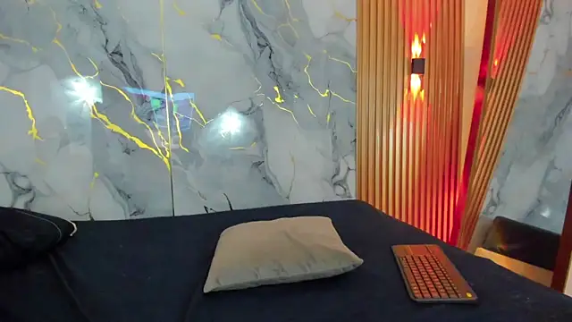 ShanellBlack online show from March 11, 2025, 3:56 pm