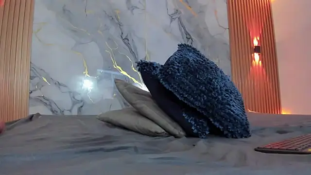 ShanellBlack online show from March 18, 2025, 3:01 pm