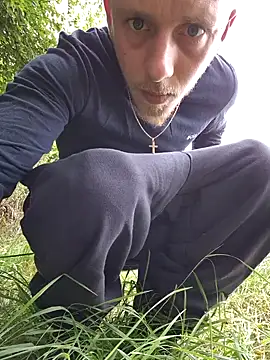 Snapshot of Qmaster69 chatting on September 9, 2025, 8:24 am Qmaster69 online show from September 9, 2025, 8:24 am