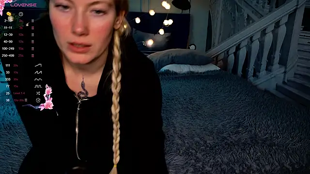 Liv Fay online show from March 5, 2025, 7:27 pm