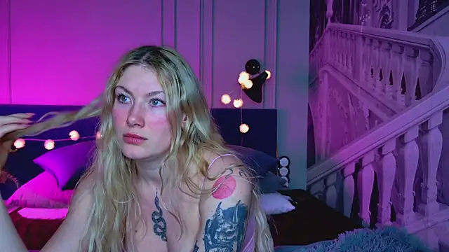 Liv Fay online show from March 8, 2025, 12:44 am