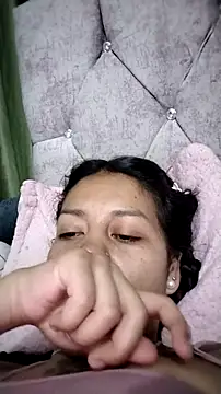 Tiphanydirty3 online show from September 25, 2025, 5:02 am