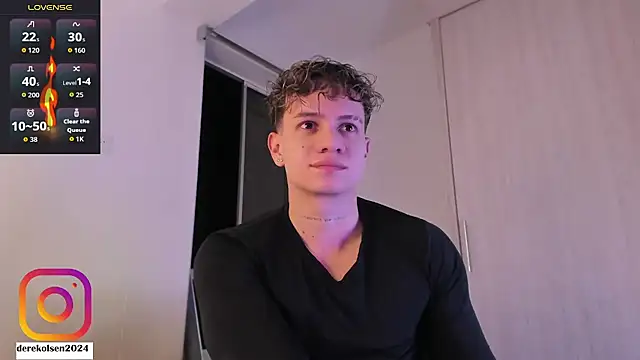 Snapshot of DerekOlsen chatting on October 21, 2025, 3:17 am DerekOlsen online show from October 21, 2025, 3:17 am