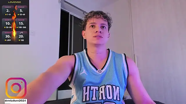 Snapshot of DerekOlsen chatting on September 23, 2025, 2:18 am DerekOlsen online show from September 23, 2025, 2:18 am