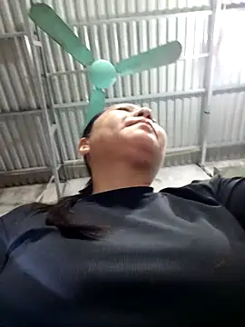 Queen 18200 online show from March 24, 2026, 9:59 pm