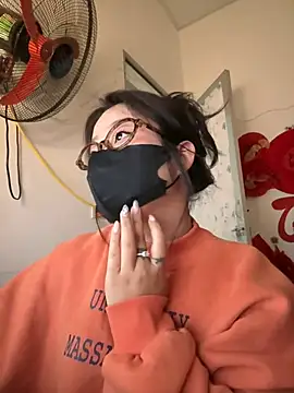 Jenni nana online show from January 1, 2025, 9:17 am