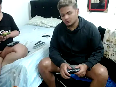 Boycuriousxxx online show from October 2, 2025, 12:52 pm