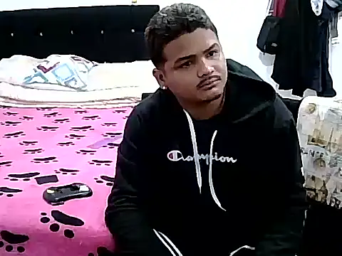 Boycuriousxxx online show from December 14, 2025, 11:27 am