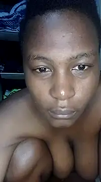 QUEEN LAYLA online show from February 13, 2025, 5:11 pm