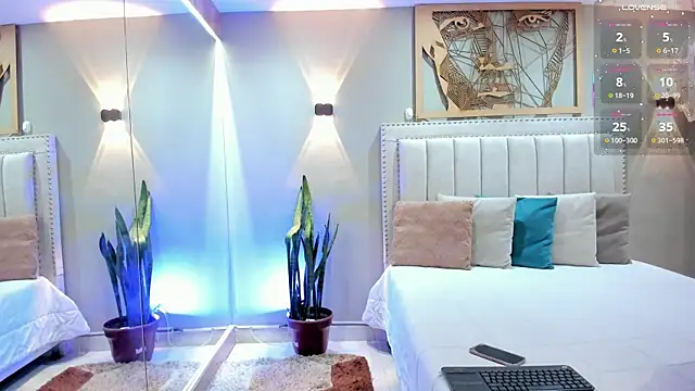 Snapshot of Miranda_doll_ chatting on September 19, 2025, 12:09 pm Miranda doll online show from September 19, 2025, 12:09 pm