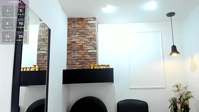 Snapshot of Miranda_doll_ chatting on October 8, 2025, 12:07 pm Miranda doll online show from October 8, 2025, 12:07 pm