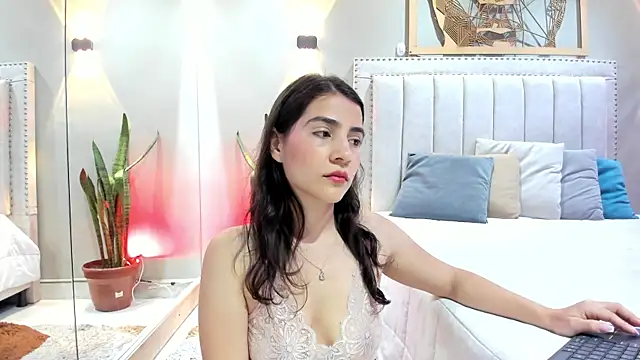 Snapshot of Miranda_doll_ chatting on December 16, 2025, 12:09 pm Miranda doll online show from December 16, 2025, 12:09 pm